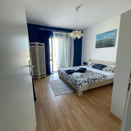 Apartmani Fulir Vrsi Exterior photo
